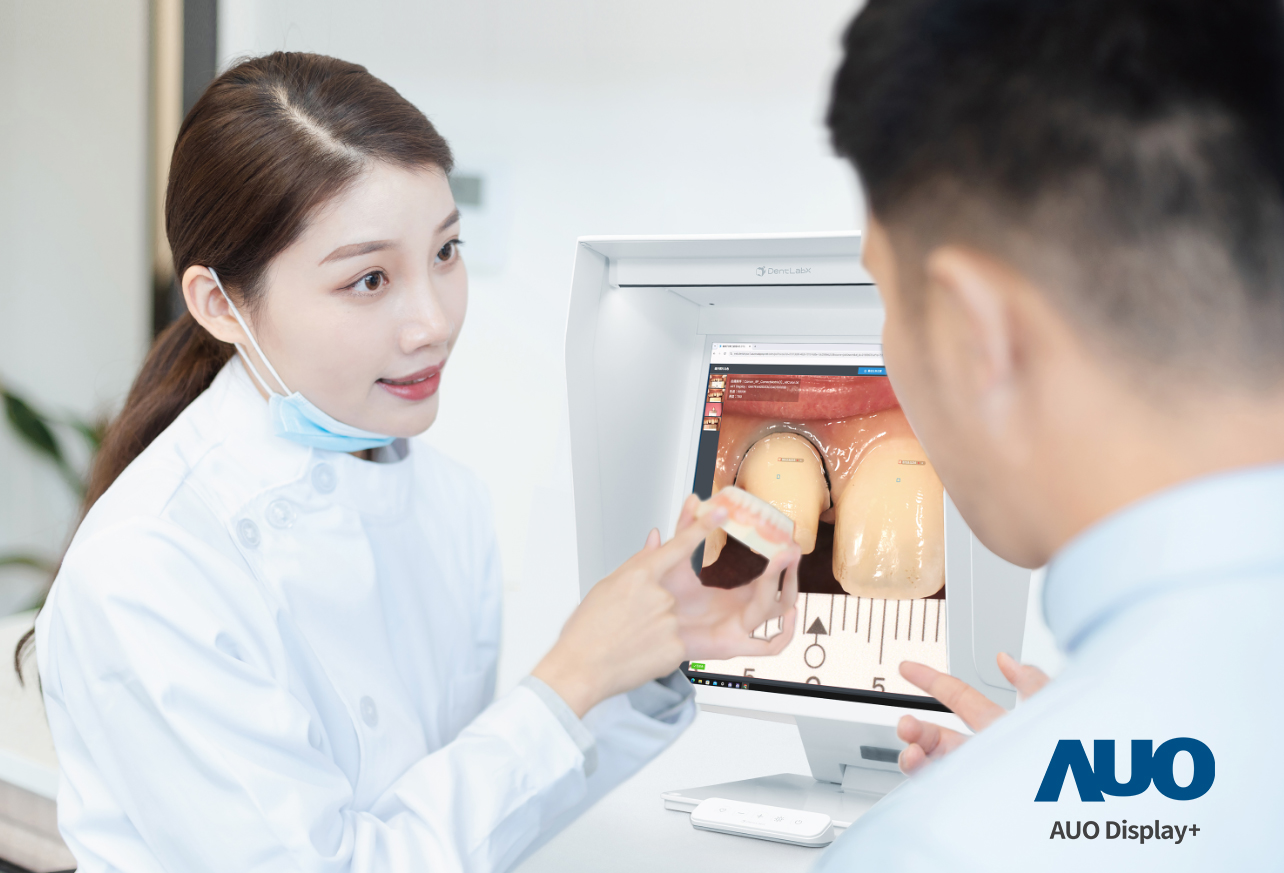 達擎積極投入牙科領域，瞄準牙技所數位轉型趨勢，與成軍滿周年的子公司原色口腔數位，展現智慧牙技整合方案的落地成果，加速推動牙科與假牙製作流程數位化